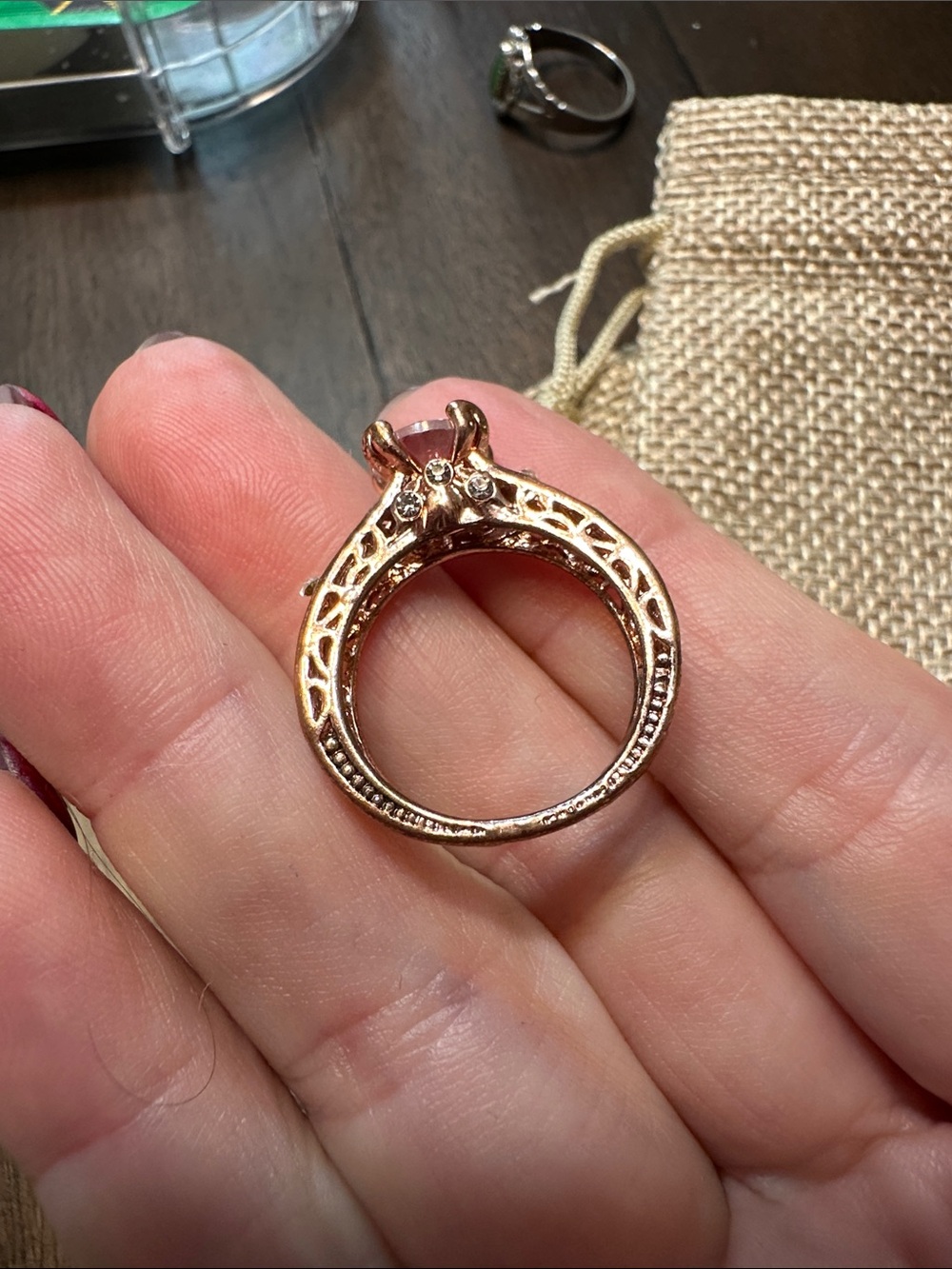 Rose Gold Filigree Ring with Clear Stone - Women Jewelry - Picture 5 of 5